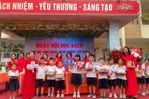 NGÀY HỘI ĐỌC SÁCH TẠI TRƯỜNG TIỂU HỌC TRUNG VĂN