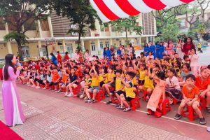 THTV-CHÀO ĐÓN CÁC BÉ LỚP MẦM NON ĐỘC LẬP TRÊN ĐỊA BÀN PHƯỜNG ĐẠI MỖ ĐẾN THAM QUAN TRẢI NGHIỆM 