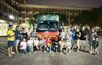 TIỂU HỌC TRUNG VĂN – ỦNG HỘ ĐỒNG BÀO BÃO LỤT