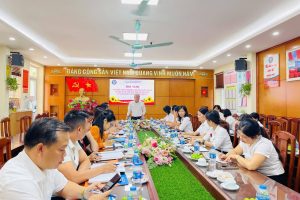 TRƯỜNG TIỂU HỌC TRUNG VĂN ĐÓN ĐOÀN GIÁM SÁT CỦA HỘI ĐỒNG NHÂN DÂN PHƯỜNG ĐẠI MỖ VỀ CÔNG TÁC CHUYỂN ĐỔI SỐ